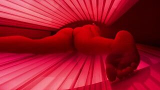 Tanning bed dildo fuck - porn video